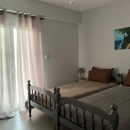Sofia's Maisonette No2 *