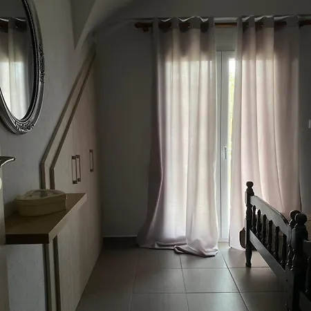 Casa de Férias Sofia's Maisonette No2 Nea Moudania