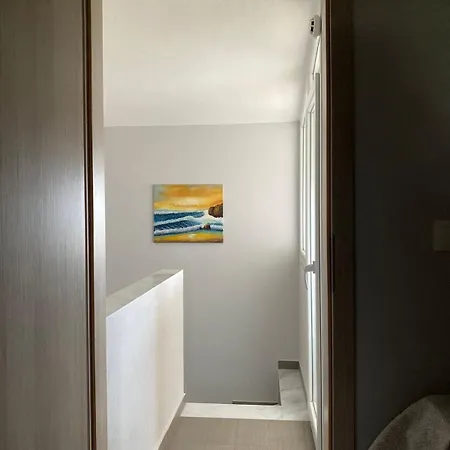 Sofia's Maisonette No2 ネア・ムダニア
